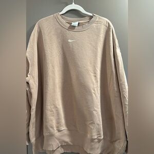 Oversized Nike Crewneck - XXL